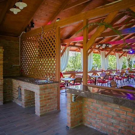 Отель Pansionat Bogema